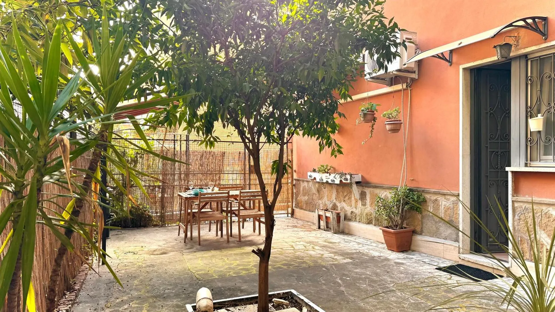 La Casa Blu Apartment Rome